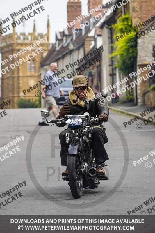 Vintage motorcycle club;eventdigitalimages;no limits trackdays;peter wileman photography;vintage motocycles;vmcc banbury run photographs